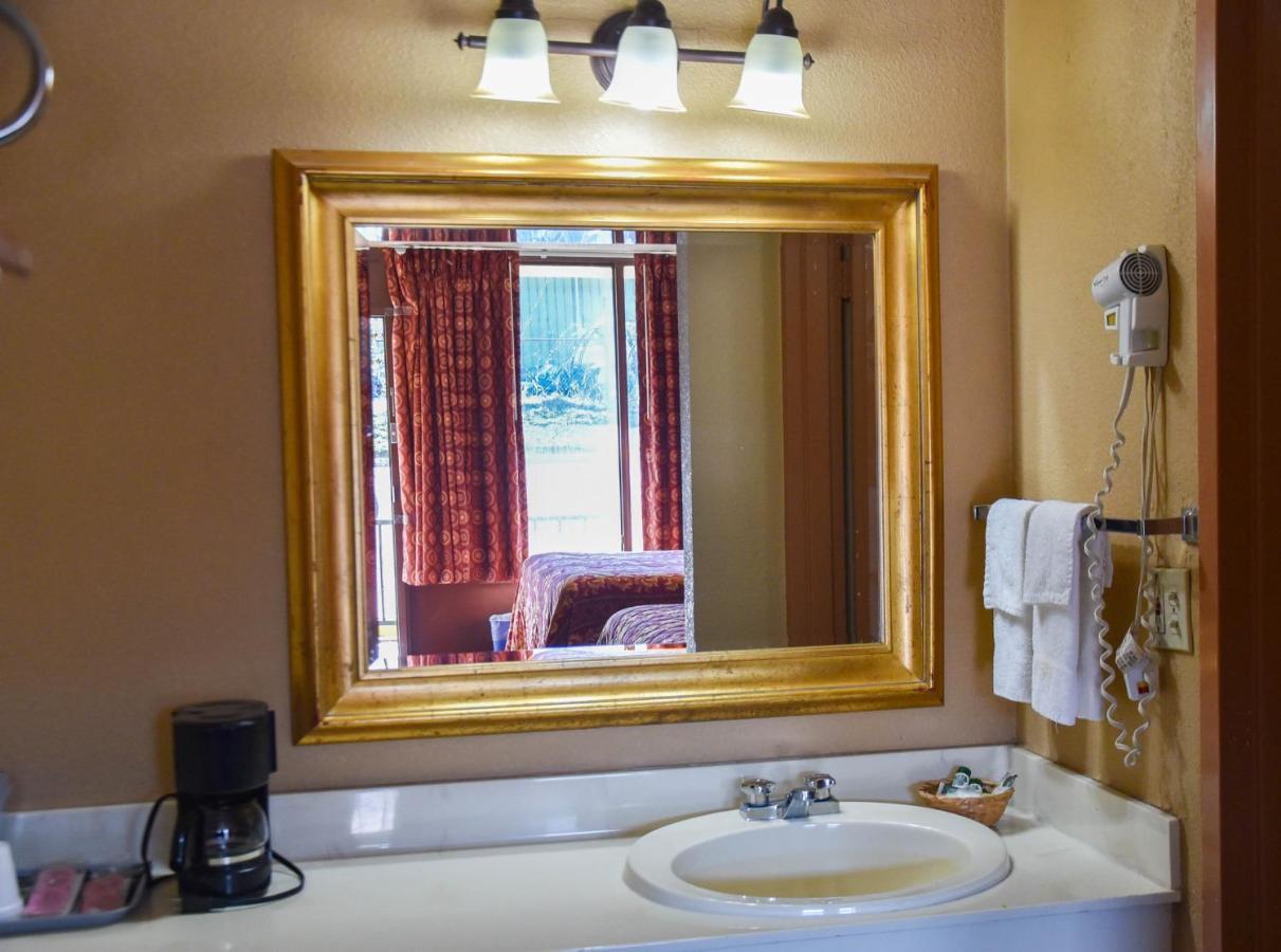 Homeplace Inn Jacksonville 外观 照片