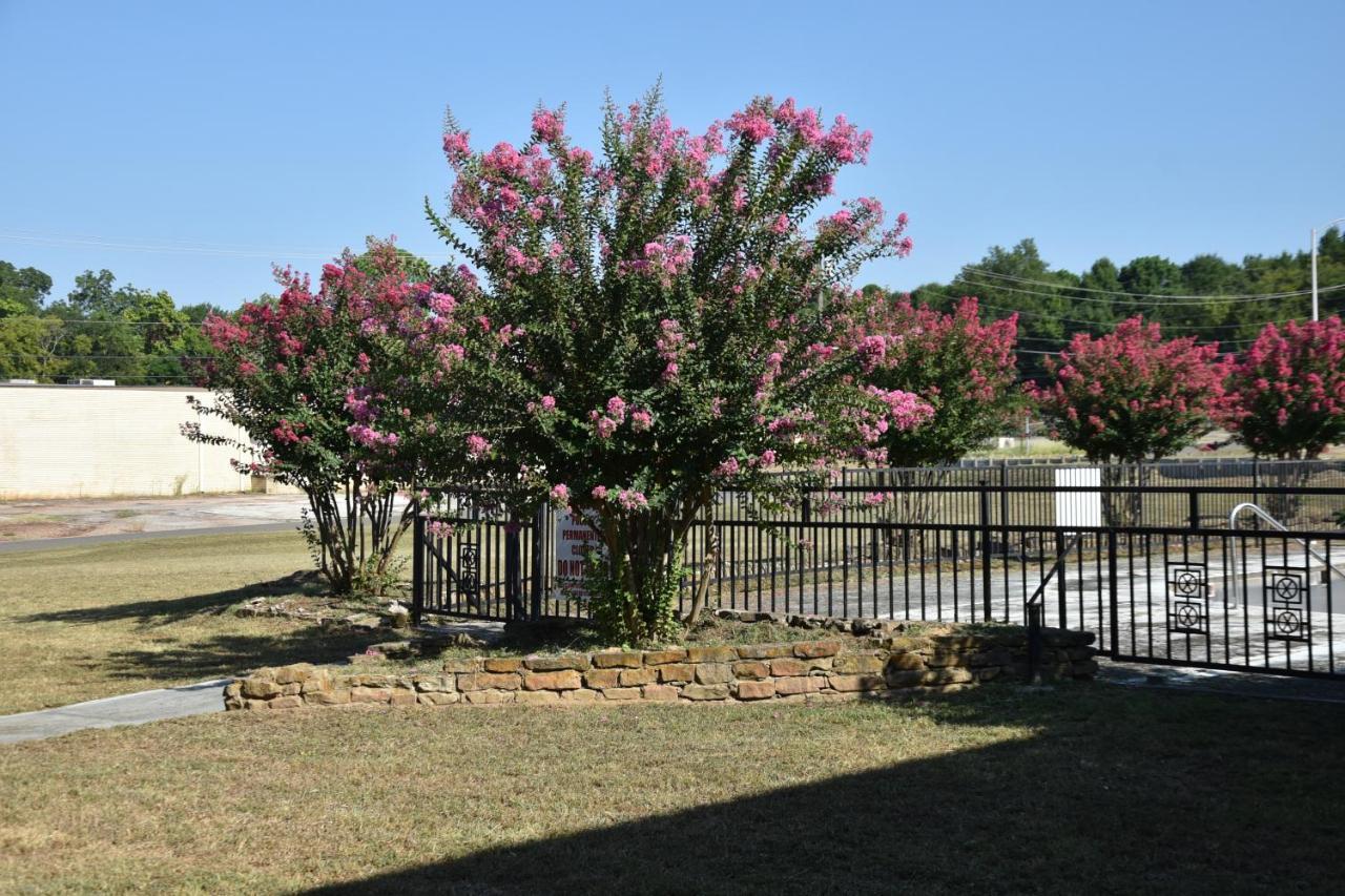 Homeplace Inn Jacksonville 外观 照片