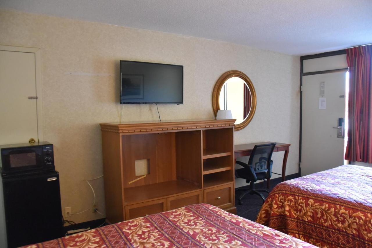 Homeplace Inn Jacksonville 外观 照片