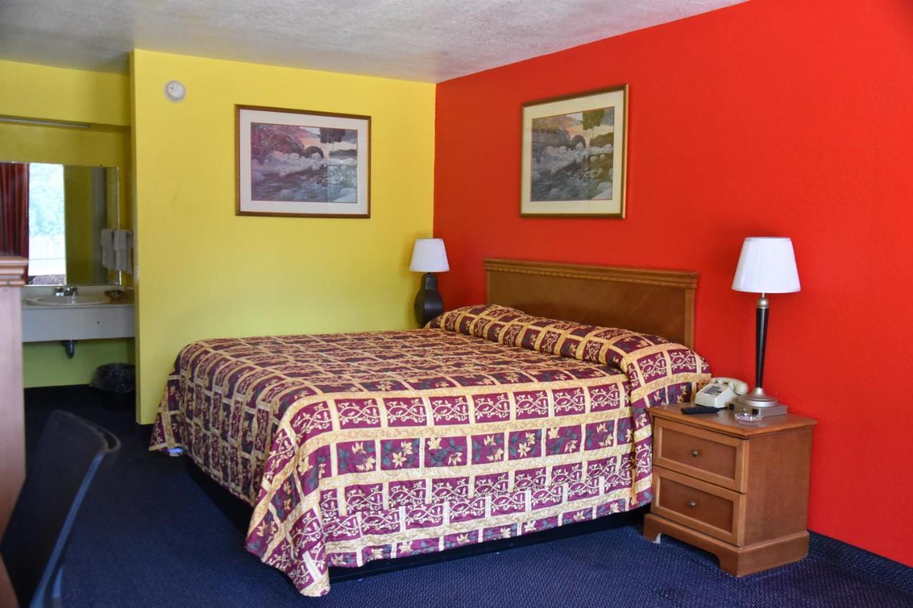 Homeplace Inn Jacksonville 外观 照片