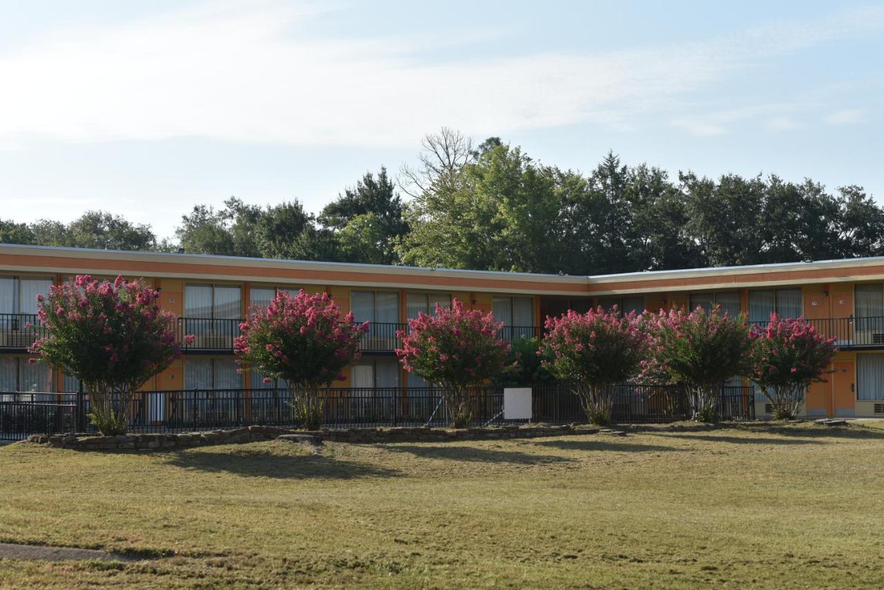 Homeplace Inn Jacksonville 外观 照片