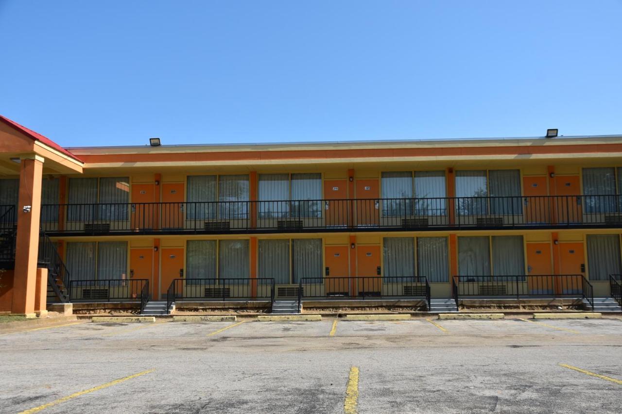 Homeplace Inn Jacksonville 外观 照片
